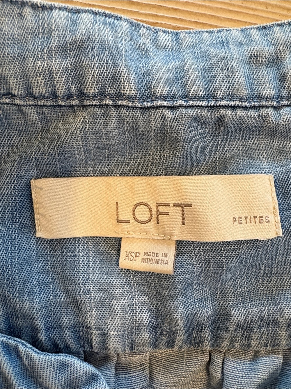 LOFT Chambray Button-Front Top - Picture 2 of 2
